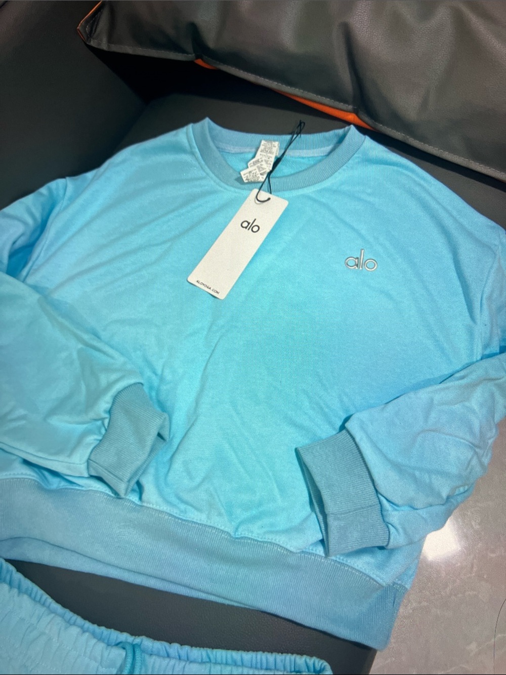 ALO Yoga Light Blue Crew Sweatshirt and Shorts Set - Picture 3 of 8